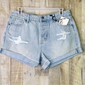 EVIDNT Los Angeles Sz26 Hermosa Short Distressed Lightwash Denim Short